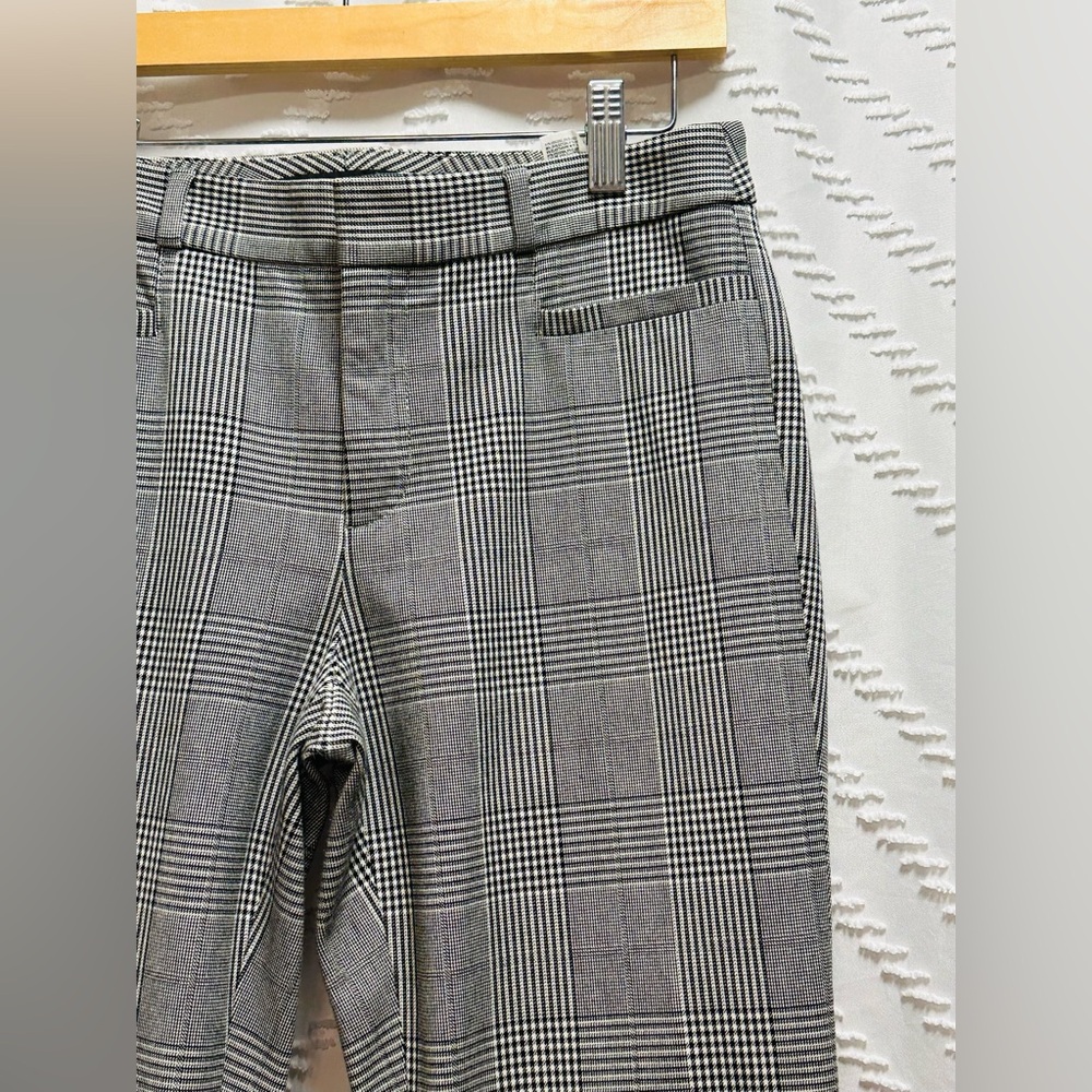 Banana Republic Black and White Plaid Sloan Pants Size 6 Petite